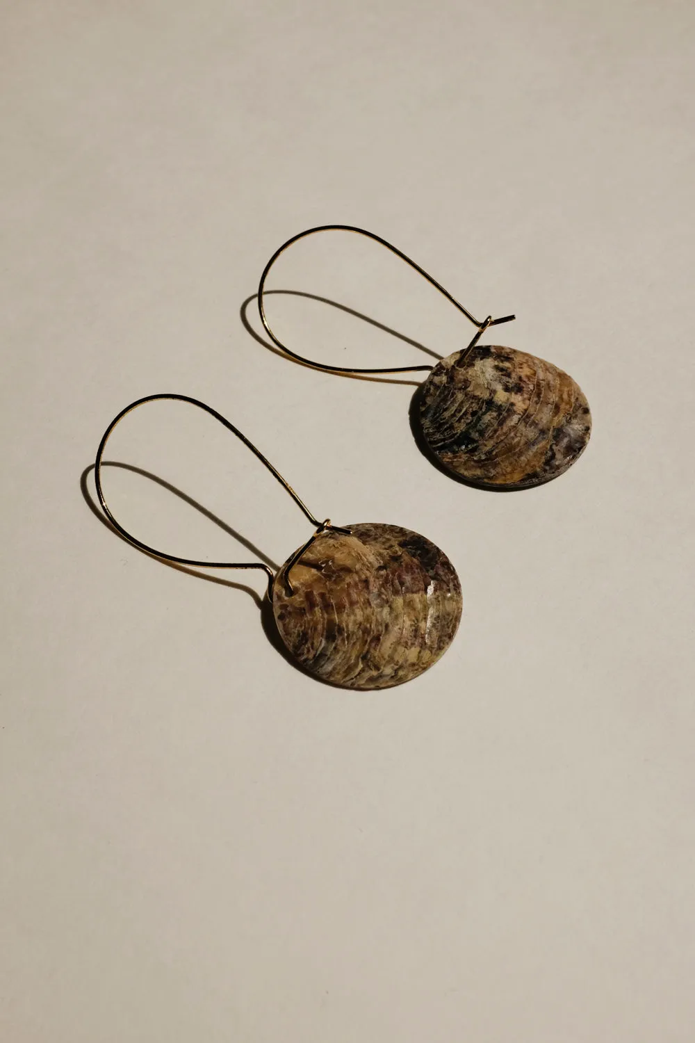 0015_SHELL MEDALLION EARRINGS