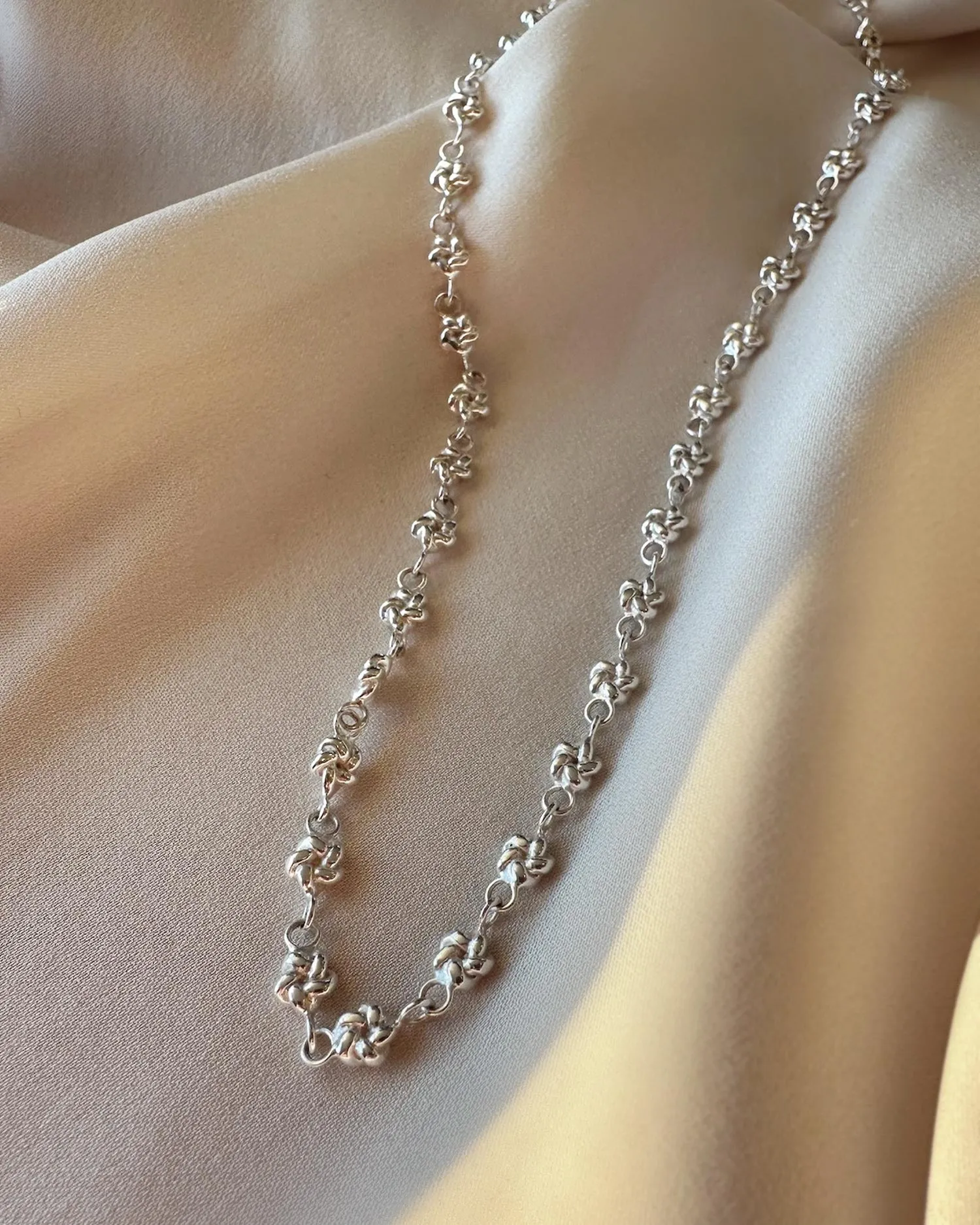 Empower drop chain necklace silver