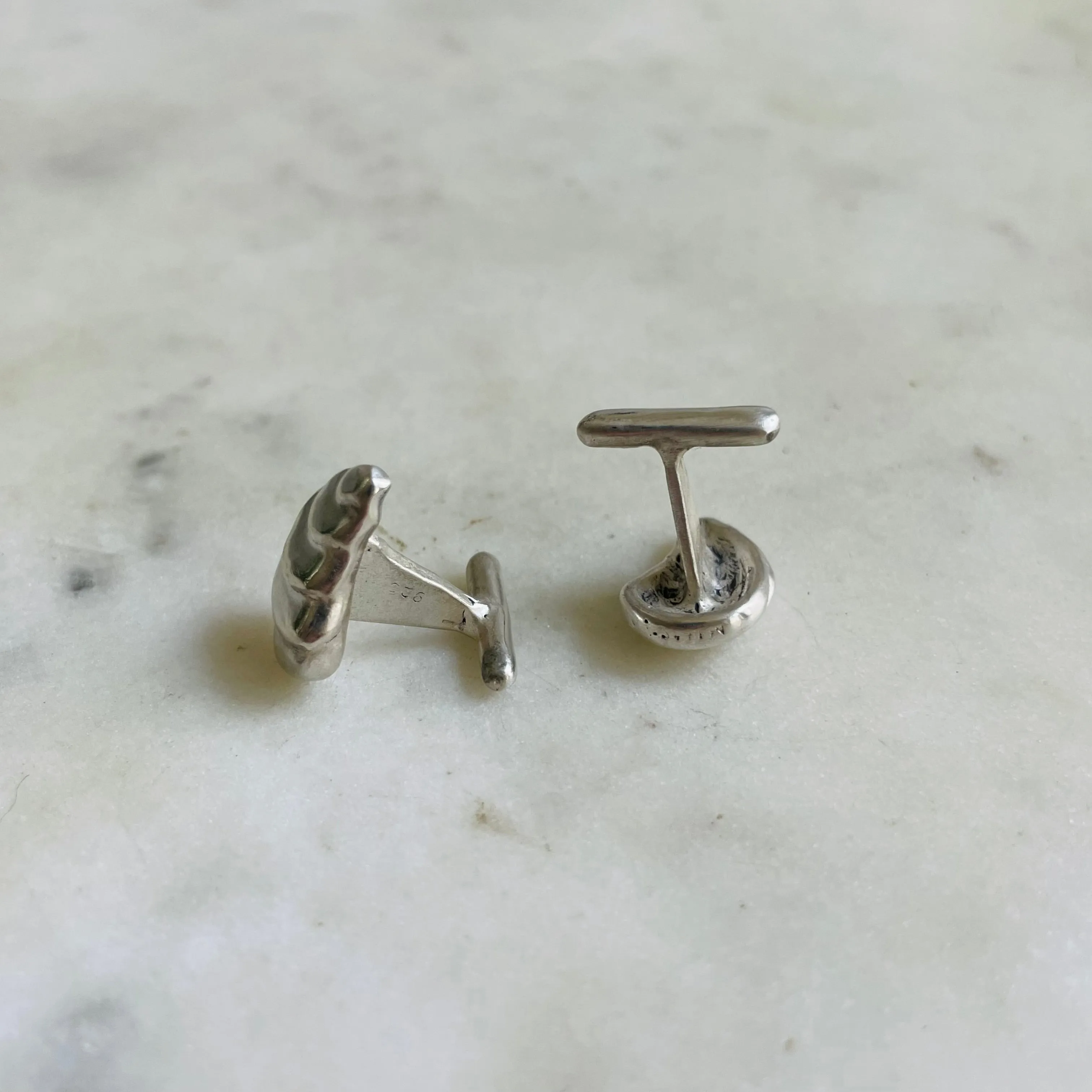 OYSTER CUFFLINKS