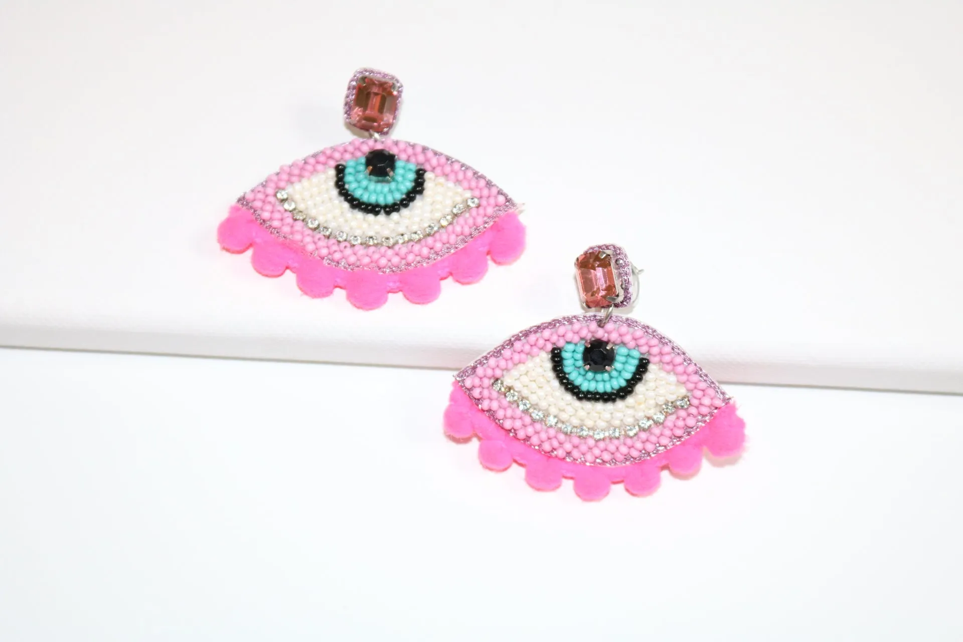 Pink Gaze Earrings