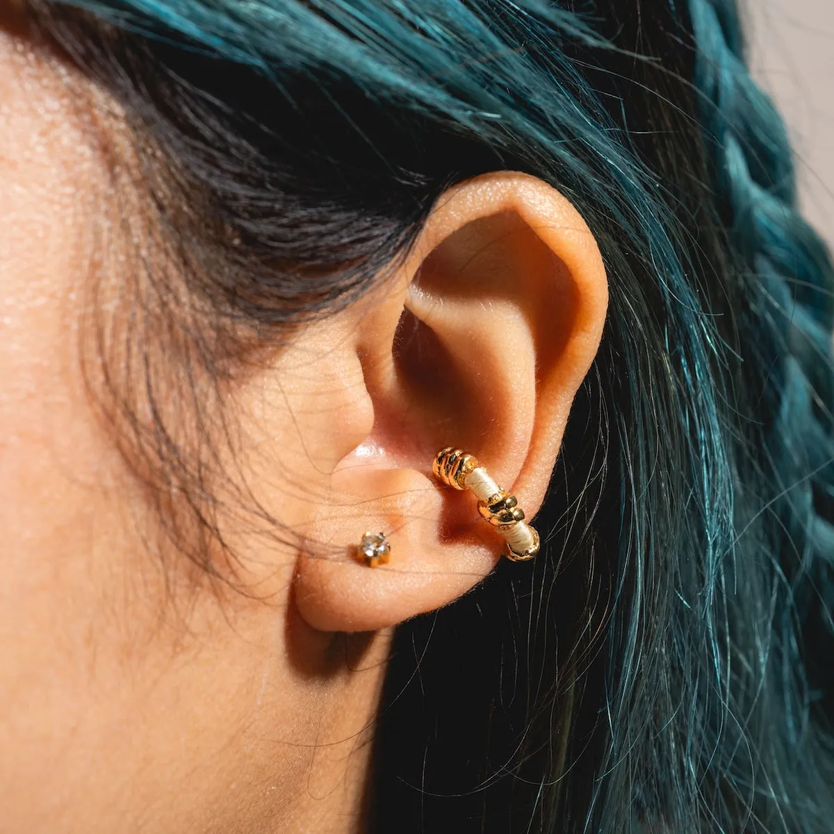 San Golden Ear Cuff